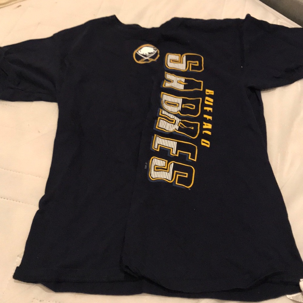 Buffalo Sabres tee shirt